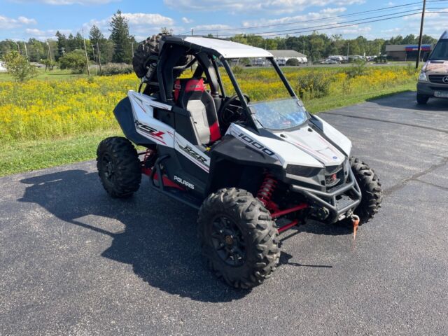 2019 Polaris Industries RZR RS1 (White/--)